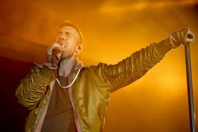 ROCK IN RIO: MAROON 5 COM COMBOIO DE ‘HITS’ POP A ALTA VELOCIDADE