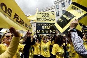 MILHARES PROTESTAM EM LISBOA CONTRA ALTERAÇÃO AOS CONTRATOS DE ASSOCIAÇÃO