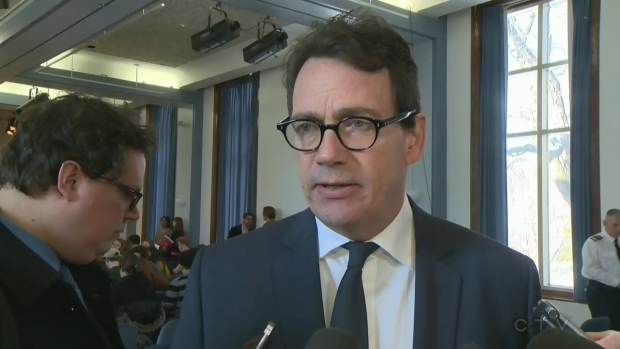 PIERRE KARL PELADEAU DEIXA O CARGO DE LÍDER DO PQ
