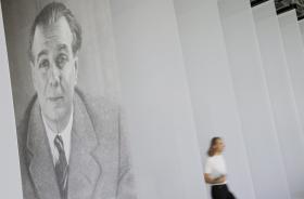 BORGES MORREU HÁ 30 ANOS, MAS A SUA OBRA É IMORTAL