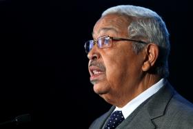 EX-PRESIDENTE DE CABO VERDE PEDRO PIRES REALIZA VISITA DE 10 DIAS À CHINA