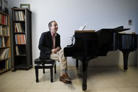 ZÊZEREARTS LEVA MÚSICA A MONUMENTOS DO CENTRO DE 19 DE JULHO A 10 DE AGOSTO