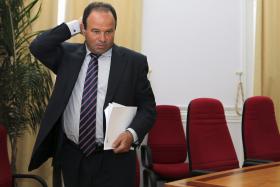 MACÁRIO CORREIA CONHECE HOJE SENTENÇA NO TRIBUNAL DE FARO