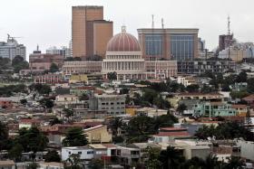 INCÊNDIO NOS ARREADORES DE LUANDA MATA SEIS PESSOAS DA MESMA FAMÍLIA