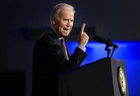 BIDEN DIZ QUE COMENTÁRIO DE TRUMP SOBRE JUIZ É “CENSURÁVEL” E “RACISTA”