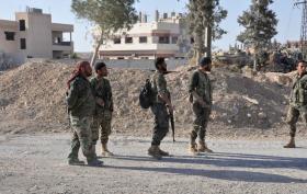 EXÉRCITO DA SÍRIA ENTRA PELA PRIMEIRA VEZ, EM 11 ANOS, EM RAQA COM O APOIO DOS RUSSOS