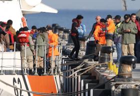 EMBARCAÇÃO QUE NAUFRAGOU AO LARGO DE CRETA TINHA 700 MIGRANTES A BORDO – OIM