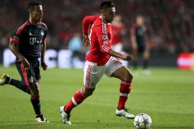 ARGENTINO SALVIO RENOVA COM O BENFICA POR DUAS ÉPOCAS