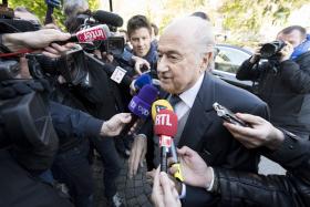 FIFA ACUSA BLATTER, VALCKE E KATTNER DE “ESFORÇO COORDENADO” PARA RECEBEREM 71 ME