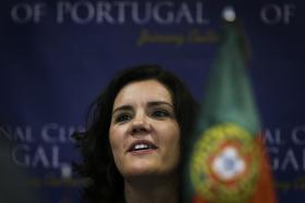 CRISTAS DIZ SER POSITIVO TER PORTAS A AJUDAR NA INTERNACIONALIZAÇÃO DO PAÍS