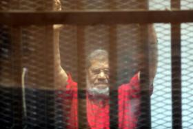 EX-PRESIDENTE EGÍPCIO MORSI CONDENADO A MAIS UMA PENA DE PRISÃO PERPÉTUA