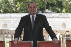 PRESIDENTE PS ATACA MINISTRO DAS FINANÇAS ALEMÃO E FALA EM “ARROGÂNCIA PERSISTENTE”