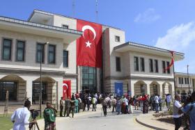 PRESIDENTE DA TURQUIA ATRIBUI ATENTADO DE ISTAMBUL AOS CURDOS DO PKK