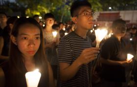 VIGÍLIA POR 27.º ANIVERSÁRIO DE TIANANMEN JUNTA MILHARES DE PESSOAS EM HONG KONG