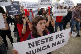 PS/CONGRESSO: DEZENAS “BUZINAM” A FAVOR DE COLÉGIOS COM CONTRATOS DE ASSOCIAÇÃO