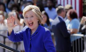 EUA: CLINTON CONFIRMA QUE TEM APOIOS SUFICIENTES PARA SER CANDIDATA À CASA BRANCA