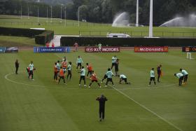 EURO2016: PORTUGAL REALIZA TERCEIRO TREINO EM MARCOUSSIS, ANTES DE JANTAR COM GOVERNANTES