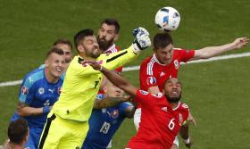 EURO2016: PAÍS DE GALES VENCE ESLOVÁQUIA POR 2-1 NUM DUELO DE ESTREANTES