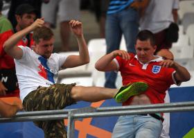 EURO2016: RÚSSIA DESQUALIFICADA COM PENA SUSPENSA