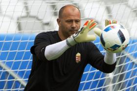 EURO2016: GUARDA-REDES HÚNGARO KIRÁLY TORNA-SE O MAIS VELHO A ATUAR NUM EUROPEU