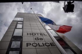 POLÍCIA FRANCESA DETÉM TRÊS PESSOAS NO CASO DE ‘JIHADISTA’ QUE MATOU CASAL DE POLÍCIAS EM PARIS