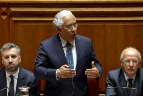 “MAIS VALE TARDE DO QUE NUNCA”, DIZ COSTA SOBRE INQUÉRITO À CAIXA IMPOSTO PELO PSD