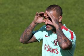 EURO2016: FERNANDO SANTOS DEVERÁ TER OS 23 À DISPOSIÇÃO PARA PREPARAR ÁUSTRIA