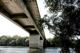 CORPO DE MENINO DE BARCELOS ESTAVA JUNTO A UM PILAR DA PONTE DE ONDE FOI ATIRADO