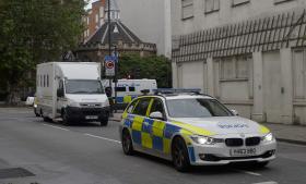 PRESUMÍVEL SUSPEITO DO ASSASSÍNIO DE JO COX DEFENDE “MORTE DOS TRAIDORES” PERANTE JUSTIÇA BRITÂNICA