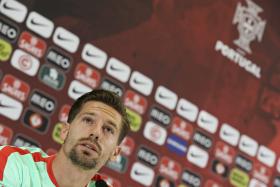 EURO2016: ELIMINAÇÃO NA FASE DE GRUPOS FORA DOS PENSAMENTOS DE ADRIEN E DA SELEÇÃO LUSA