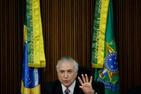 BRASIL: GOVERNO DECIDE QUE ESTADOS SÓ VOLTARÃO A PAGAR DÍVIDAS EM 2017