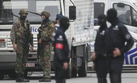 HOMEM DETIDO EM BRUXELAS COM CINTO COM EXPLOSIVOS – ‘MEDIA’
