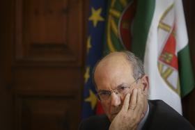 PRESIDENTE DA TAP RECLAMA PRÉMIOS DE GESTÃO SUSPENSOS DESDE 2009