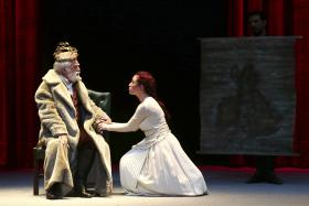 O “ATUAL” “REI LEAR” EM PALCO NO PORTO APESAR DE 400 ANOS SOBRE MORTE DE SHAKESPEARE