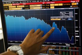 BOLSA DE LISBOA EM ALTA COM PHAROL A SUBIR QUASE 14%