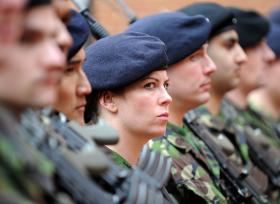 REINO UNIDO AUMENTA PARA 500 NÚMERO DE MILITARES NO IRAQUE