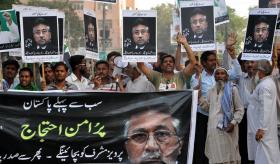 TRIBUNAL PAQUISTANÊS CONFISCA BENS DE EX-PRESIDENTE PERVEZ MUSHARRAF