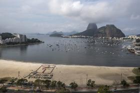 FUNCIONÁRIOS DA RECEITA FEDERAL DO BRASIL INICIAM GREVE