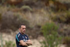 PAULO BENTO DEIXA COMANDO TÉCNICO DO CRUZEIRO