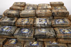 VELEIRO COM CERCA DE 120 QUILOS DE COCAÍNA APREENDIDO NA MADEIRA