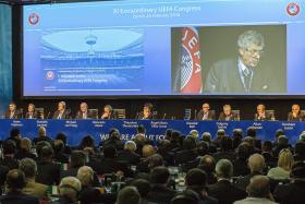 PRESIDENTE DA FEDERAÇÃO ESPANHOLA DE FUTEBOL ANUNCIA CANDIDATURA À UEFA