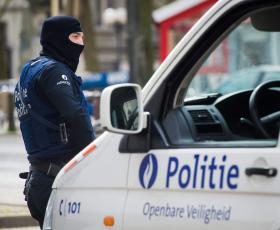 POLÍCIA BELGA JÁ DETEVE SUSPEITO NO CENTRO DE BRUXELAS QUE ORIGINOU FALSO ALARME
