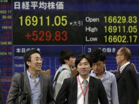 BOLSA TÓQUIO SUPERA NÍVEL ANTERIOR A ‘BREXIT’