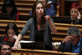 PCP FAVORÁVEL AO FIM DA APRESENTAÇÃO QUINZENAL DE DESEMPREGADOS PROPOSTO POR BE