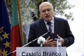 CAPOULAS SANTOS DIZ QUE PAÍS “CUMPRIU A RECEITA” E NÃO DEVE SER CASTIGADO PELA UE