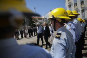 PRESIDENTE DA REPÚBLICA DIZ-SE “EM ESTADO DE PRONTIDÃO” PARA ESTAR AO LADO DOS BOMBEIROS