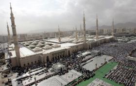 EXPLOSÃO JUNTO DE MESQUITA NA ARÁBIA SAUDITA