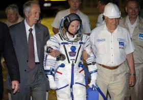 TRÊS ASTRONAUTAS DESCOLARAM DO CAZAQUISTÃO PARA A ESTAÇÃO ESPACIAL INTERNACIONAL