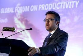 SANÇÕES: MOEDAS DIZ QUE COMISSÃO PODE VOLTAR A ANALISAR CASOS DE PORTUGAL E ESPANHA