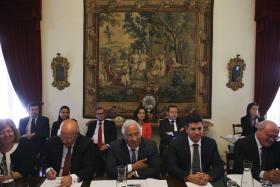 SANÇÕES: COSTA DIZ ESPERAR DA COMISSÃO EUROPEIA O “BOM SENSO” QUE FALTOU AO EUROGRUPO